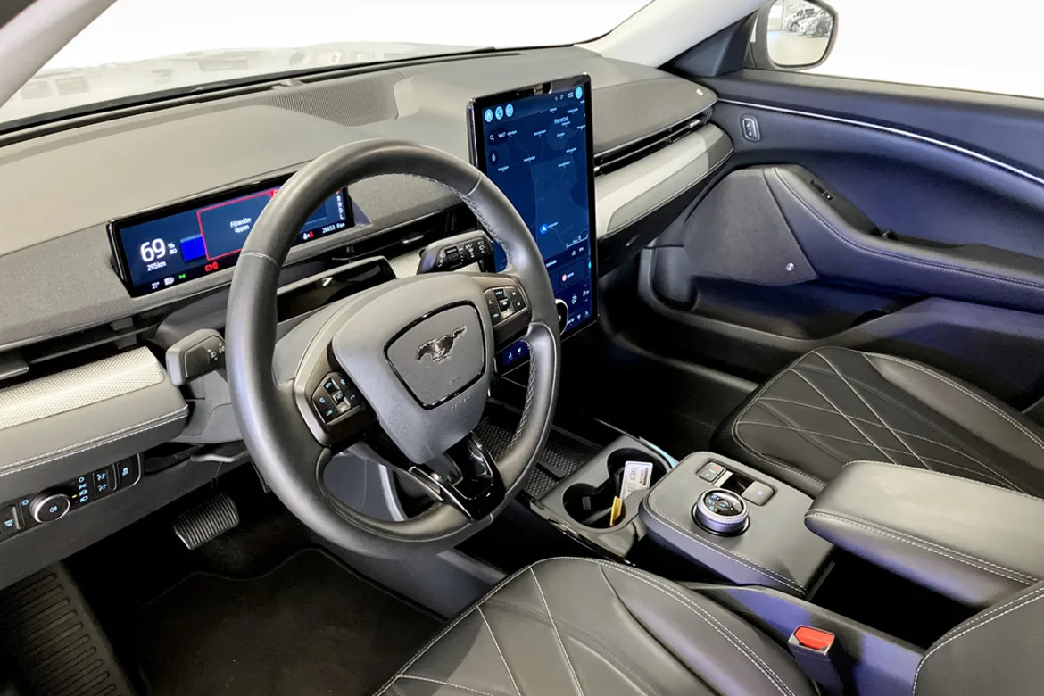 Ford Mustang Mach-E Standard Range