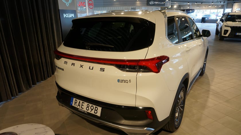 Bild 2 av Maxus Euniq 6 70 kWh Exclusive Panorama. Skinn. V-Hjul