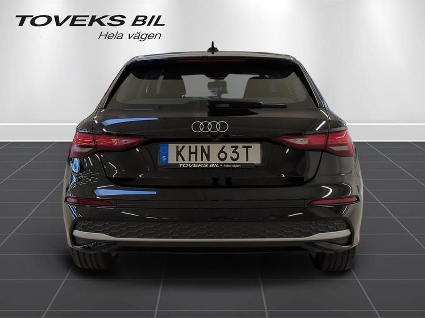 Bild 4 av Audi A3 Sportback 40 TFSI e 204 hk Laddhybrid 14 mil