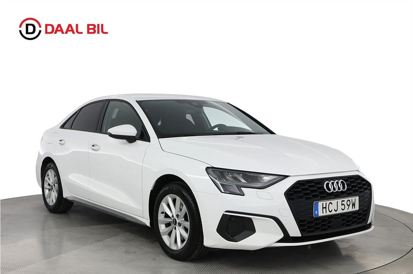 Bild 3 av Audi A3 Sedan 35 TFSI 150HK PROLINE COCKPIT NFC P-SENSORER BAK