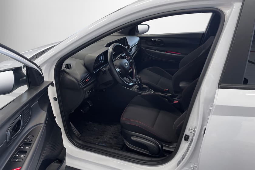 Bild 4 av Hyundai i20 1.0 T-GDI DCT N-Line 120hk B-Kamera Carplay BLIS