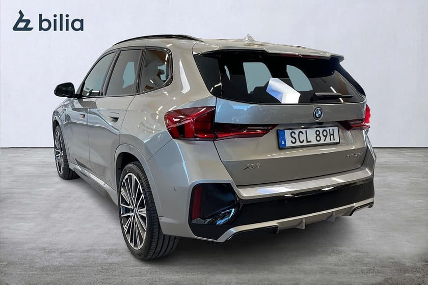 Bild 2 av BMW X1 xDrive25e M Sport PRO Innovation H/K 360 Kamera Drag
