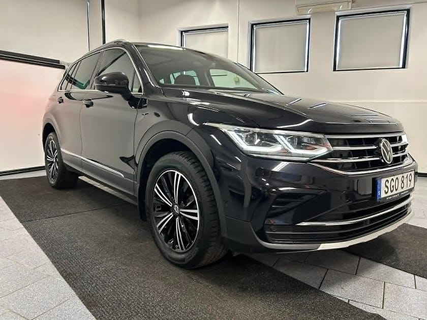 Bild 4 av Volkswagen Tiguan eHybrid 1.4 TSI 245 hk Elegance MOMS Drag IQ Panorama