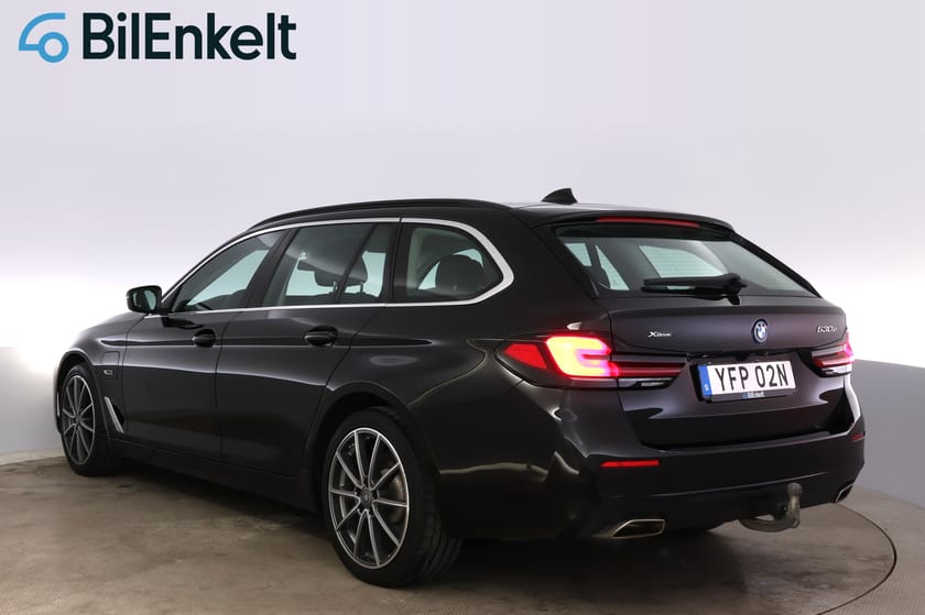 Bild 4 av BMW 530e xDrive Touring Sport Connected Drag B-Kamera