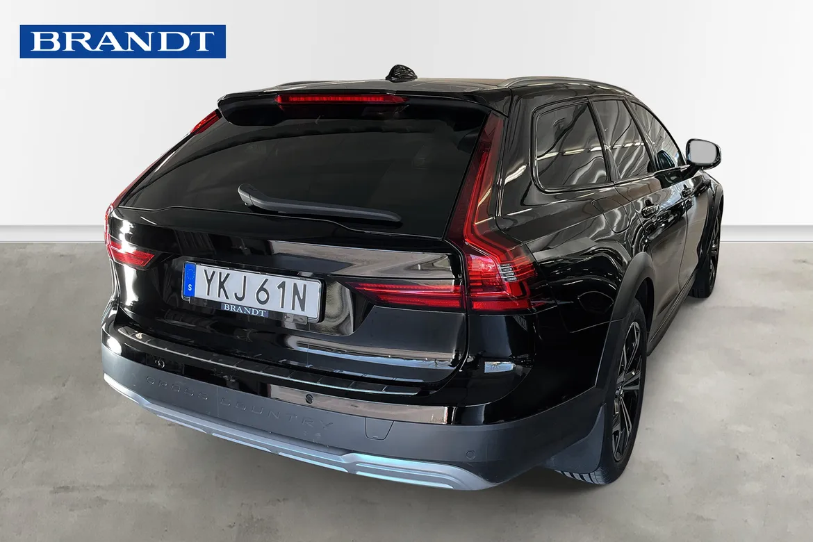 Volvo V90 Cross Country