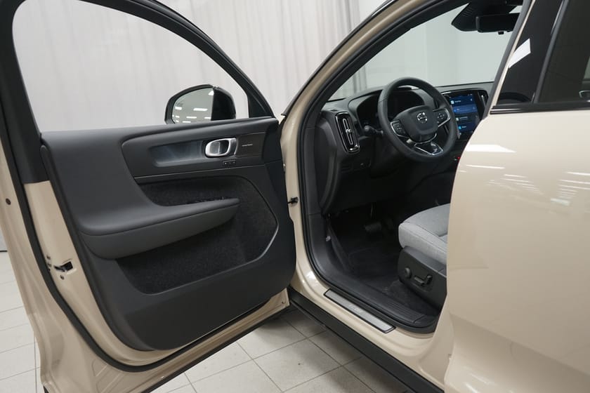 Bild 5 av Volvo EC40 Twin Motor Performance Ultra | Drag | HarmanKardon |