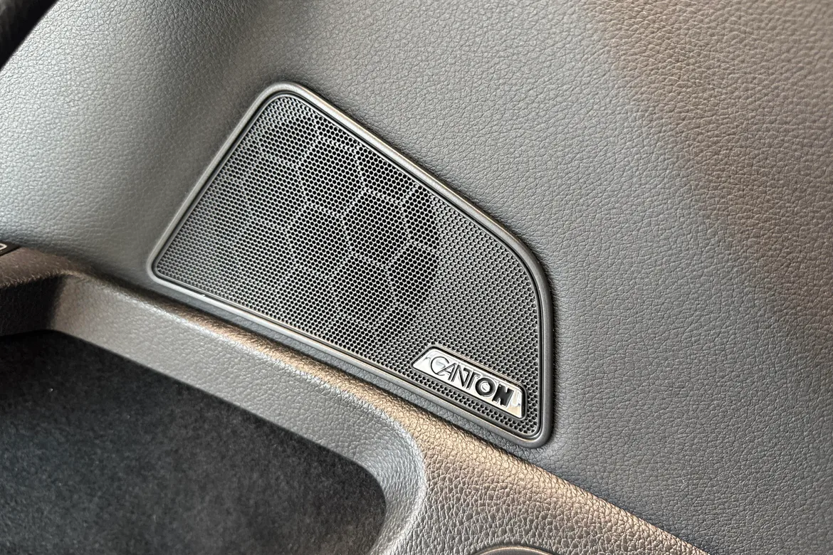 picture of a car