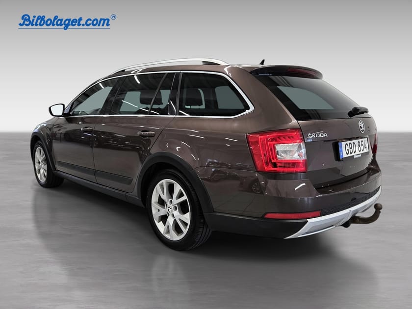 Bild 3 av Škoda Octavia Scout 2.0 TDI 4x4 DSG
