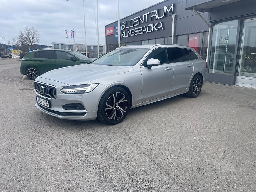 Bild 1 av Volvo V90 D4 AWD Momentum, AUT, H&K,NAV,Värmare,Backkamera