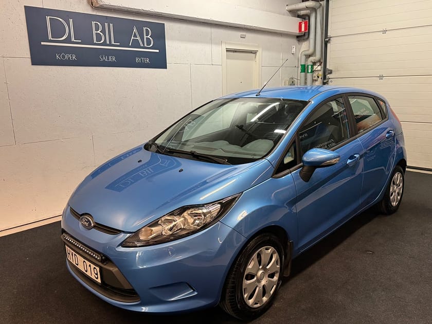 Bild 1 av Ford Fiesta 1.6 TDCi 90hk Trend|1-Brukare|SoV|NYBES|Fullservad|