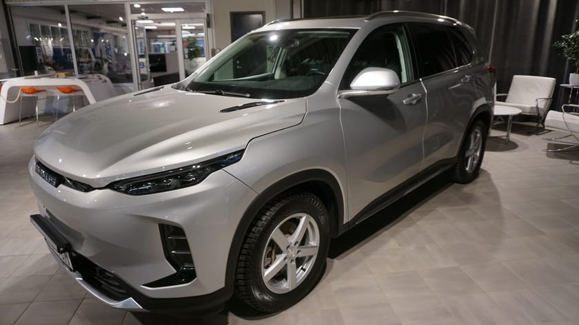 Bild 3 av Maxus Euniq 6 70 kWh Exclusive Panorama. Skinn. V-Hjul