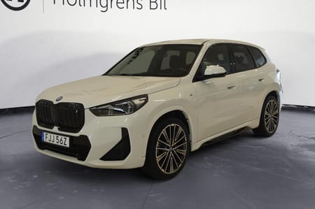 BMW iX1 xDrive30