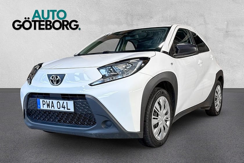 Bild 1 av Toyota Aygo X 1.0 VVT-i Play Moms Bil Välservad Besiktigad
