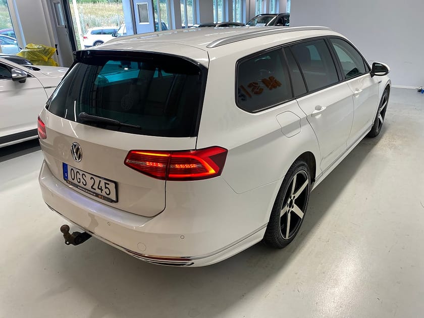 Bild 4 av Volkswagen Passat Sportscombi 2.0 TDI R-line 4M Drag M-värme