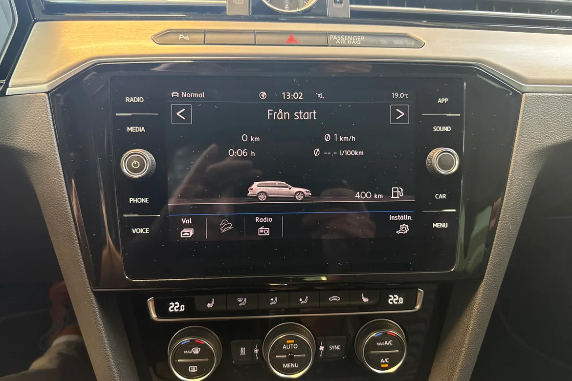picture of a car