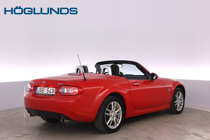 Bild 4 av Mazda MX-5 Roadster Coupe 1.8 Hardtop Välvårdad