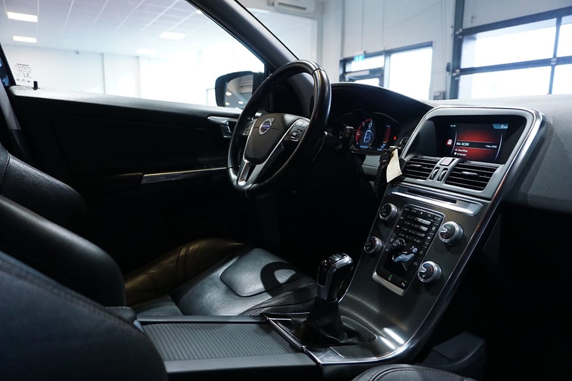 Volvo XC60 2016 - miniatyr 18