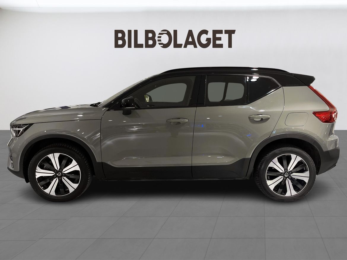 Volvo XC40 2023 - miniatyr 2