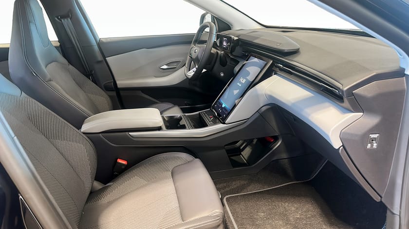 Bild 3 av Ford Explorer EV Extended Range RWD LONG 286HK Business Edition