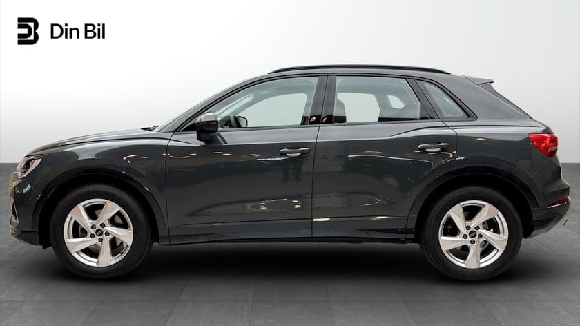 Bild 2 av Audi Q3 35 TFSI 150HK Cockpit / Carplay