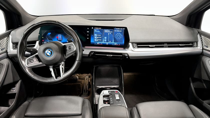 Bild 4 av BMW 230e xDrive Active Tourer M Sport Pano H/K Drag Elstol