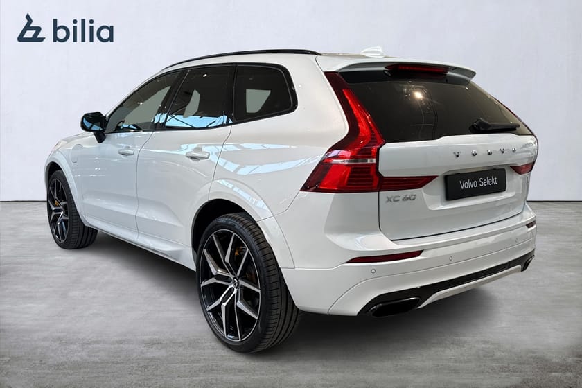 Bild 2 av Volvo XC60 T8 AWD Recharge Polestar Engineered T/22"Fälgar/B&W Stereo/Tonade rutot/Headup display