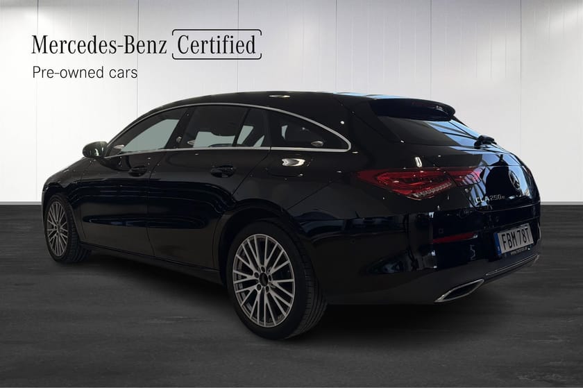 Bild 3 av Mercedes-Benz CLA 250 e Shooting Brake Dragkrok