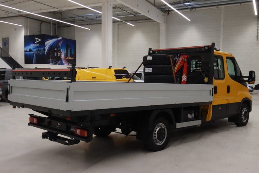 Bilde 4 av Iveco eDaily 42-ELEC Karosseri Crew Cab 42S14E ES4C ACC/Krok/Plan/Kran/Innredning