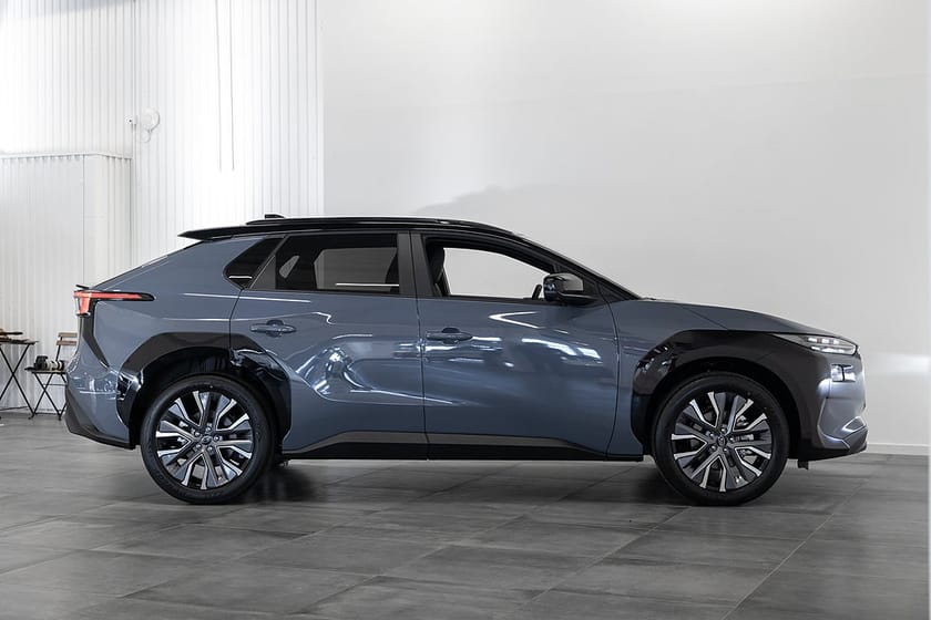 Bild 3 av Subaru Solterra XT Touring 74.7 kWh AWD 520km WLTP 343hk