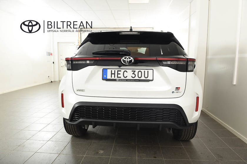 Bild 4 av Toyota Yaris Cross Hybrid 130 1,5 Elhybrid GR-Sport Bi-Tone JBL
