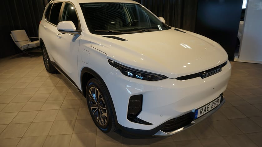 Bild 1 av Maxus Euniq 6 70 kWh Exclusive Panorama. Skinn. V-Hjul