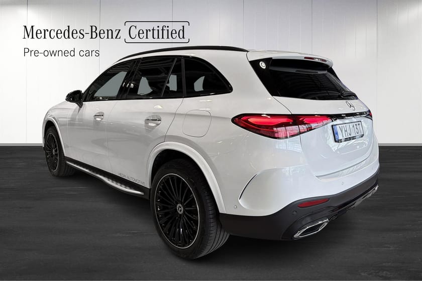 Bild 2 av Mercedes-Benz GLC 300 d e 4MATIC DE AMG Premium / Dragkrok / Panorama / DEMO