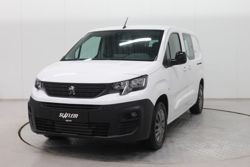 Bilde 1 av Peugeot e-Partner L2 Mester 136hk 50kWh,Cruise,Dab/Navi,Hengerfeste,++