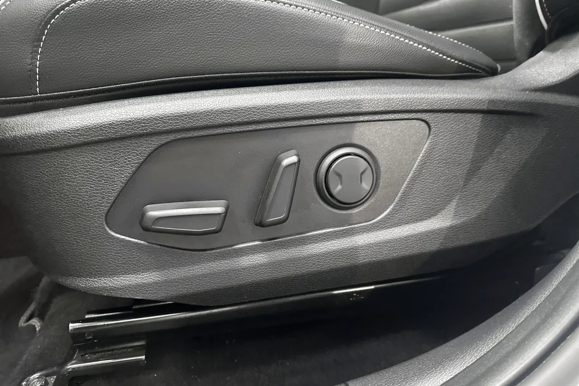 picture of a car