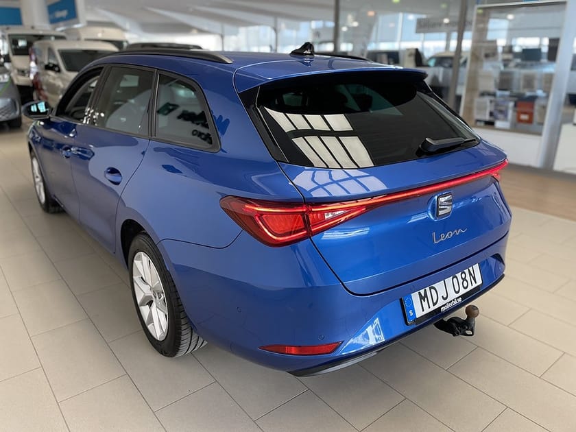 Bild 5 av SEAT Leon Sportstourer 1.5 eTSI 150HK|Drag|P-värm|B-kamera