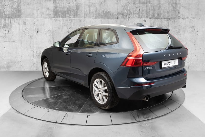 Bilde 5 av Volvo XC60 T8 Momentum 360/HUD/NAVi/ELSTOL/GARANTI