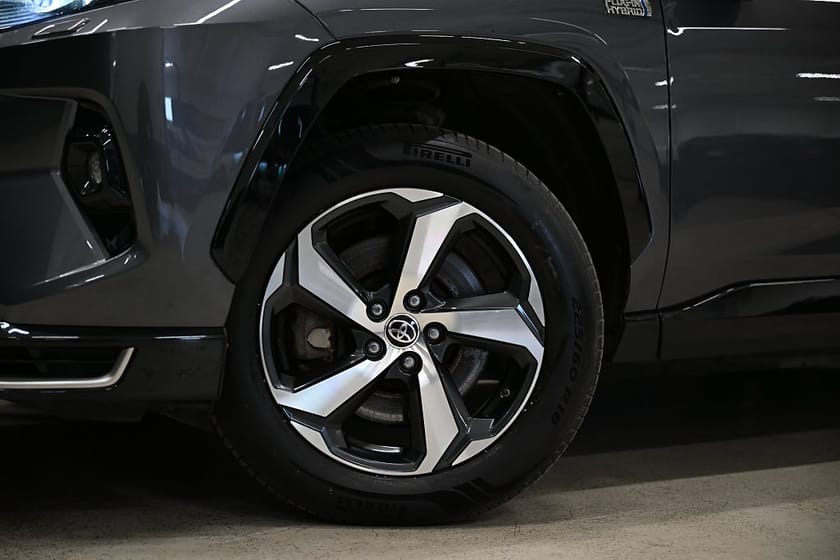 Bild 3 av Toyota RAV4 Plug-in Hybrid 306HK X-Edition|JBL|Drag|Leasbar|SeUtr!