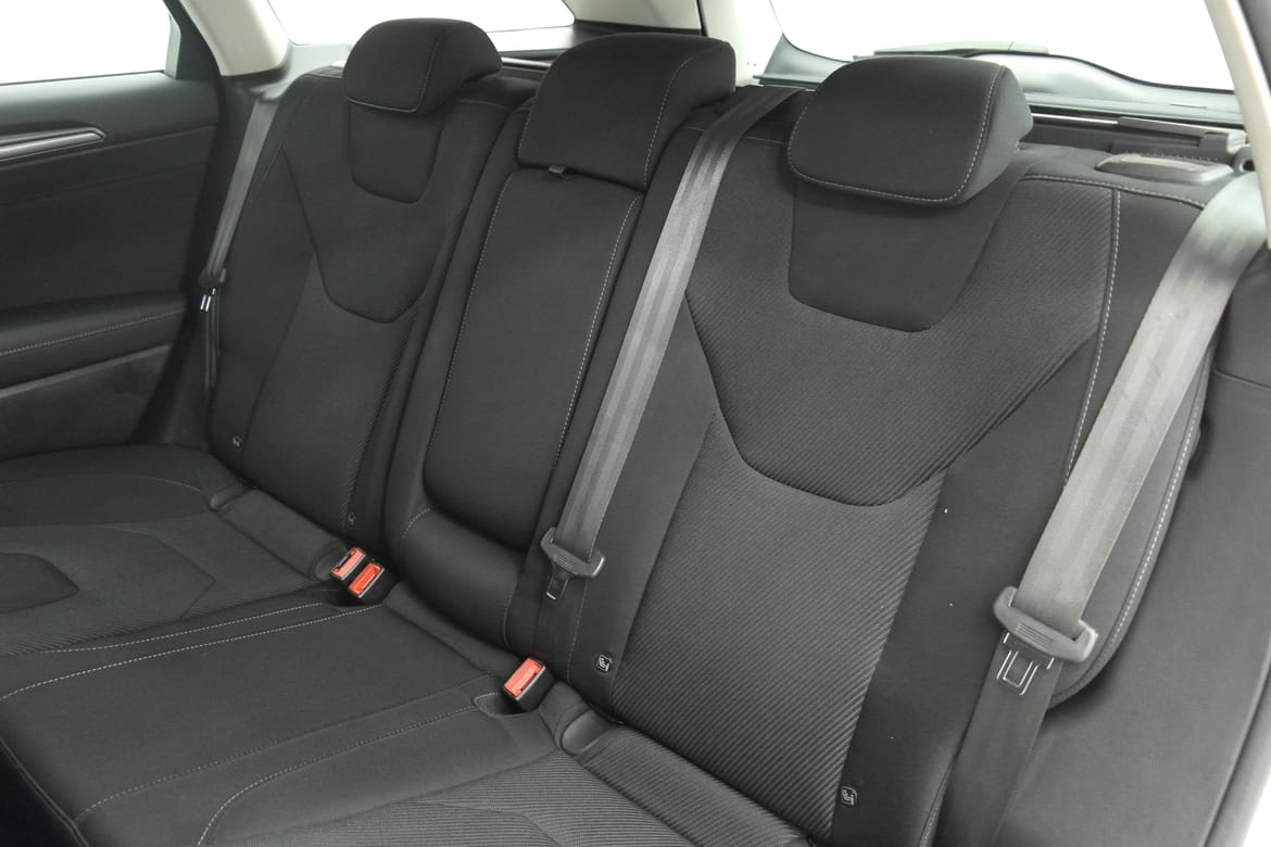 Ford Mondeo 2019 - miniatyr 15