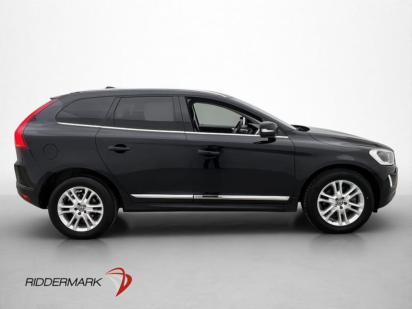 Bild 4 av Volvo XC60 D4 AWD Summum Pano Skinn Drag Värmare Navi