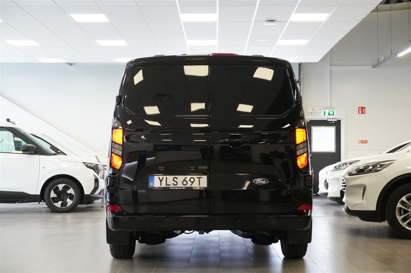 Bild 4 av Ford Transit Custom 320 Crew Van Dubbelhytt Skåp Limited 320l LWB 2.0l Ecoblue 170hk 8AT AWD Diesel