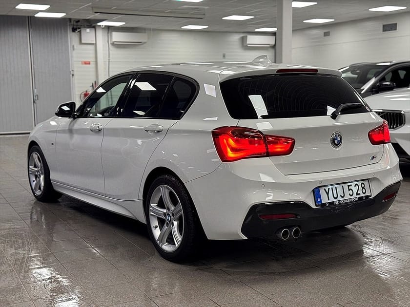 Bild 3 av BMW 120i 5-dörrars Steptronic M Sport Skinn 184Hk
