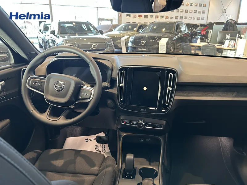 Bild 5 av 13 – Volvo EX40 Single Motor Extended Range M R Plus Black SE Plus Special Edition