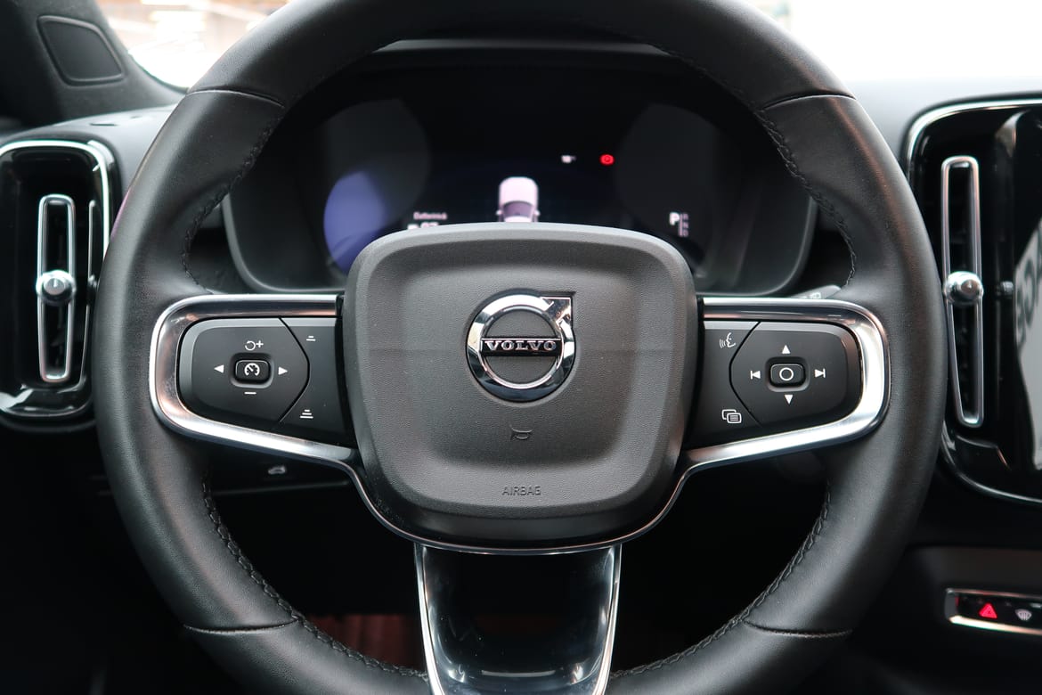 Volvo XC40 2023 - miniatyr 9