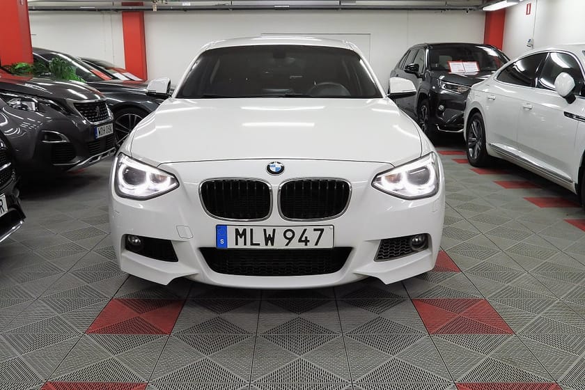Bild 3 av BMW 120d 120 5-dörrars Steptronic M Sport SoV Hjul Ränta fr 1.95%