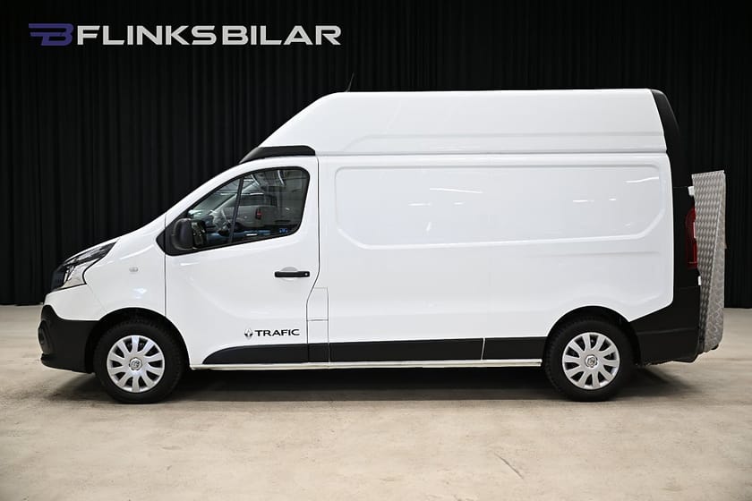 Bild 3 av Renault Trafic Skåpbil dCi 125HK L2 Högtak|Bakgavellyft|Lågmil|EnÄgare|Leasbar