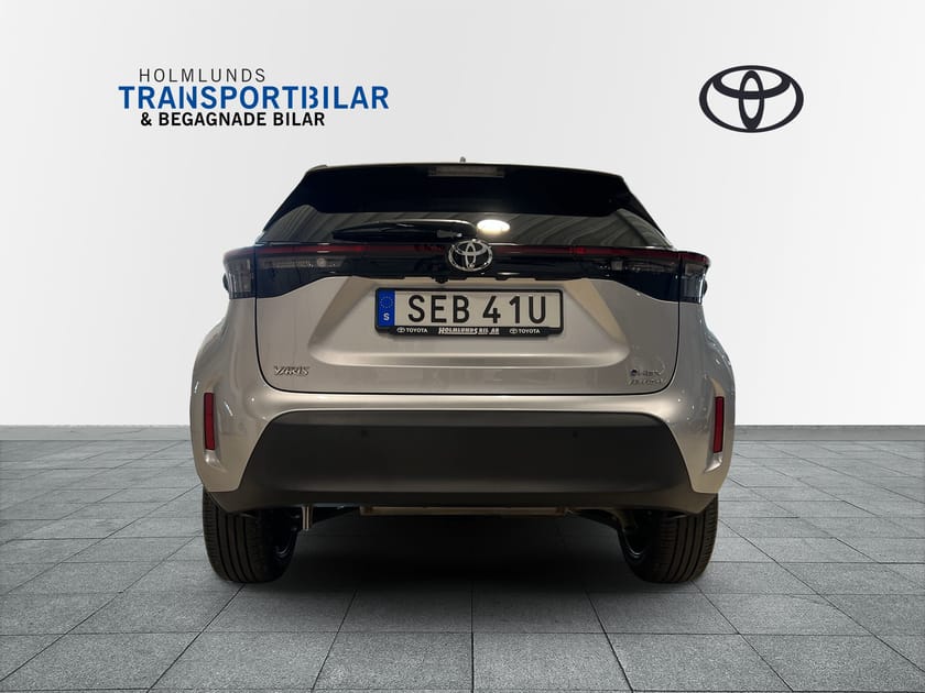 Bild 4 av Toyota Yaris Cross Hybrid 130 AWD-i 1,5 (130HK) Style V-hjul