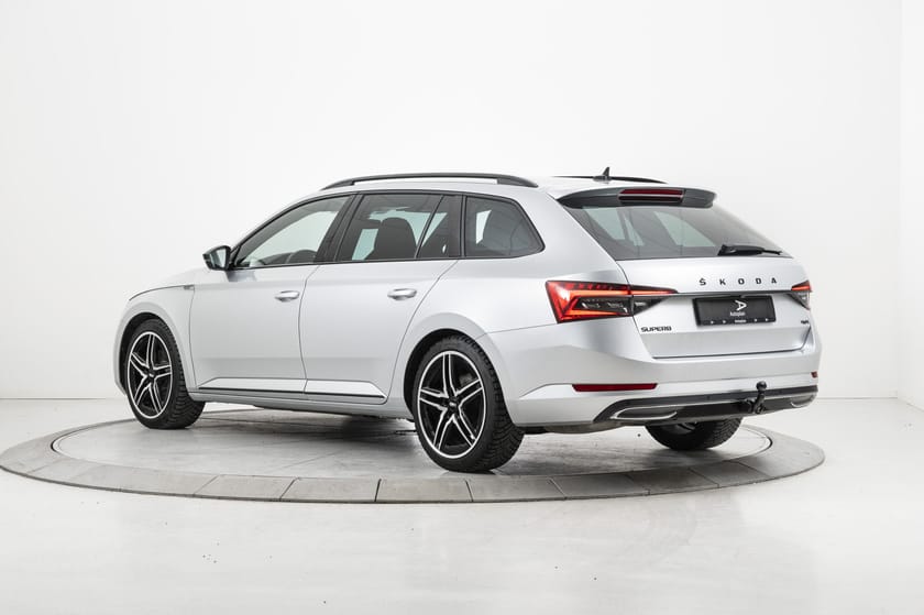 Bilde 5 av Škoda Superb Stasjonsvogn 2,0 TDI 200hk SportLine 4x4 ACC/Krok/Kamera/Webasto