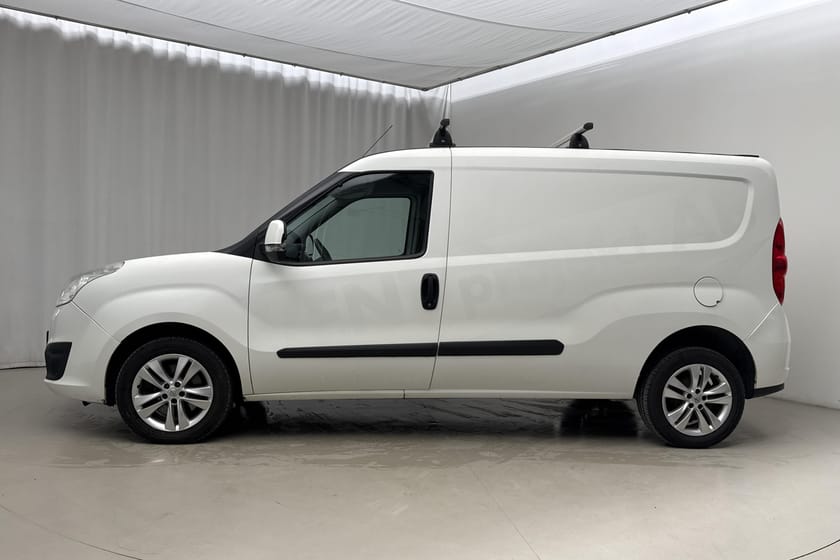 Bild 2 av Opel Combo Van 1.3 CDTI Skåp (95hk)