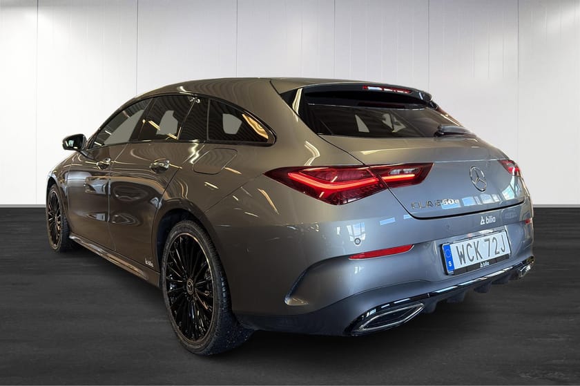 Bild 4 av Mercedes-Benz CLA 250 e Shooting Brake Moms/AMG/Panorama/Burmester