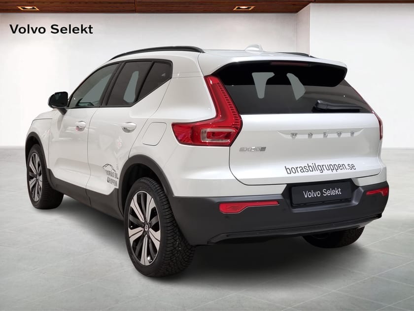 Bild 2 av Volvo EX40 Single Motor Extended Range ExtendedRange Plus SE - Demo